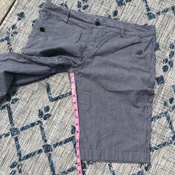 Volcom Striped Shorts - Picture 7 of 8